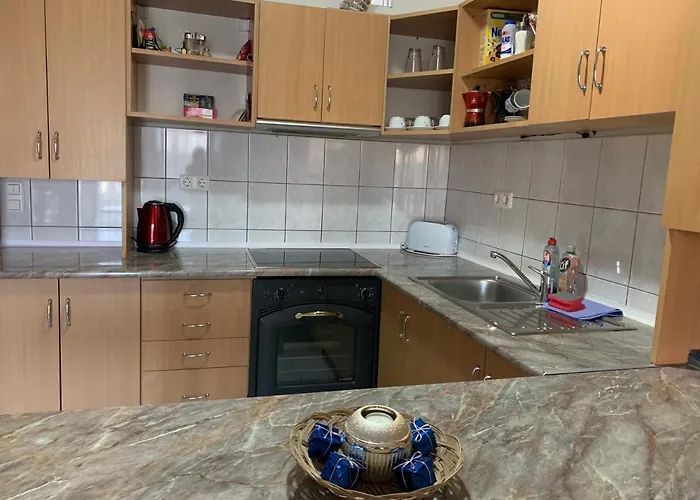 Liget Apartment, Terrace, Free Parking, Ac 아파트 *